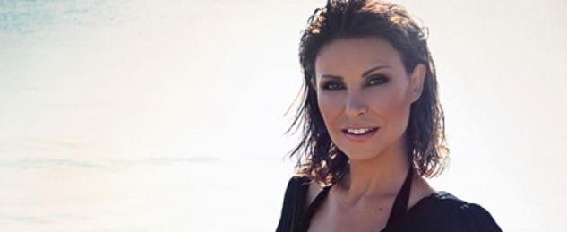 Χρονοντούλαπο: Η Κωνσταντίνα με τον αδελφό της Άνδρο Κωνσταντίνου τραγουδάνε μαζί σε ντουέτο