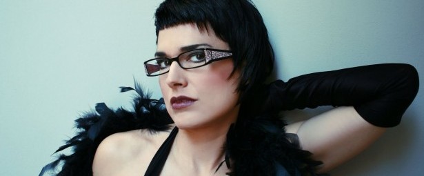 "Σε θέλω"| Η Ευσταθία διασκευάζει Elvis Costello!