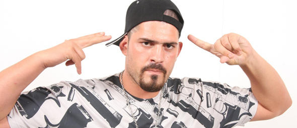 Δείτε το νέο video clip του Αποστολέα!