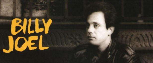 Το «Uptown Girl» του Billy Joel ανεβαίνει στο Νο 1 της Μεγάλης Βρετανίας στις 5/11/1983