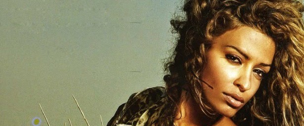 Με ethnic διάθεση η Ελένη Φουρέιρα στο νέο της video clip (Φωτογραφίες)