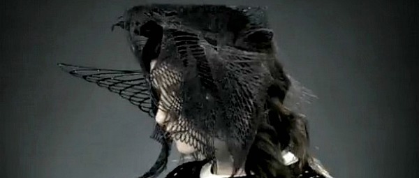 Νέο video clip από την Laura Pausini