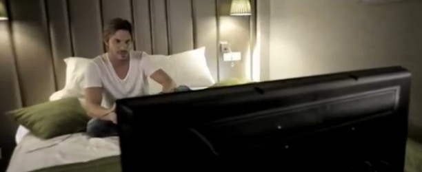 Το νέο video clip του Νίκου Οικονομόπουλου!