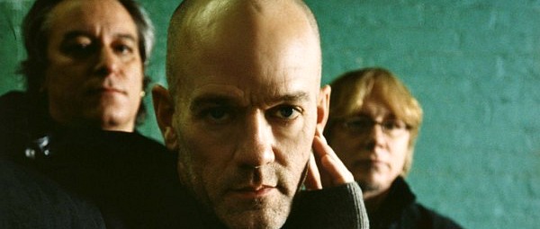 James Franco και Lindsay Lohan στο τελευταίο video clip των R.E.M.