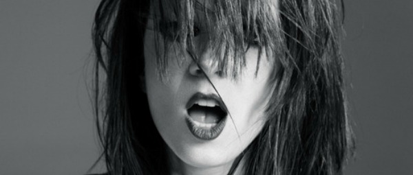 Η τραγουδίστρια των Garbage «κριτικάρει» το κοινό της