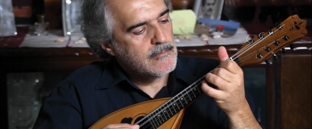 Τα «Νοτικά Νάκλια» υποδέχονται το Μιχάλη Σταυρακάκη στην Αυλαία 30/11