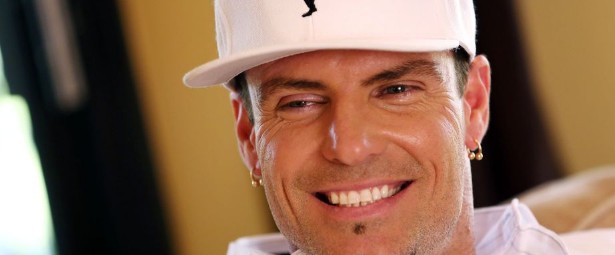 Το «Ice Ice Baby» του Vanilla Ice ανεβαίνει στο Νο1 των Η.Π.Α. στις 3/11/1990