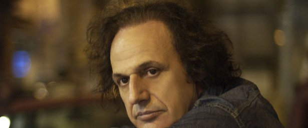 Ακούστε το νέο τραγούδι “Αφετηρία” του Βασίλη Παπακωνσταντίνου