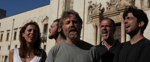 Ο Ρυθμός Stage υποδέχεται τη νέα χρονιά με τους Encardia 31/12 & 1,4/1