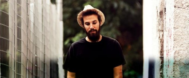 Ολοκαίνουριο τραγούδι από τον Ανδρέα Μανθόπουλο!