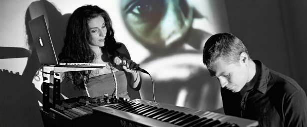 Η μουσική performance “κήποι/gardens” live στο Six D.O.G.S ! 18-22/12