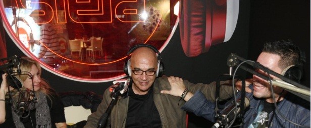 Γιάννης Ζουγάνελης: "Ο Χατζηγιάννης είναι λίγο κουμπωμένος"