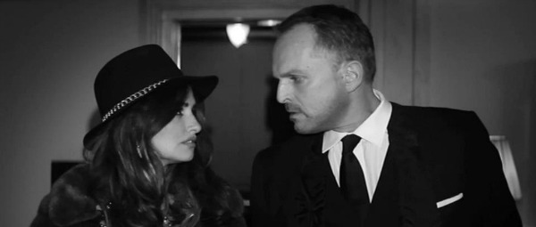 Ακούστε την Penélope Cruz στο τραγουδιστικό της ντεμπούτο!