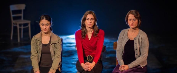 Πάμε Θέατρο: “Nordost” |Είδαμε την παράσταση