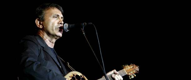 Το «ευχαριστώ» του Γιώργου Νταλάρα!