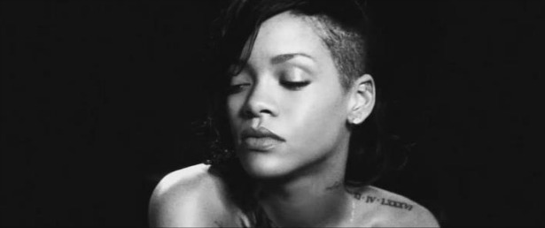 To “Diamonds” ξεπέρασε τις 100 εκατομμύρια προβολές!