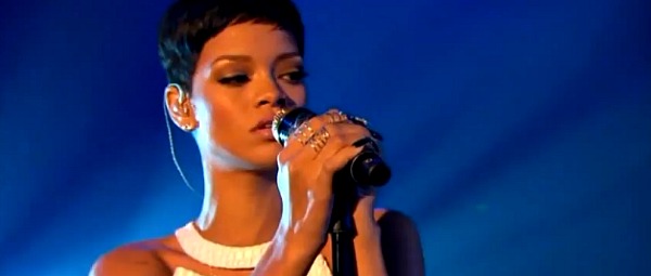 Δείτε τις live εμφανίσεις των Rihanna, Emeli Sande και One Direction στον τελικό του XFactor UK!