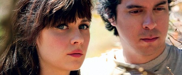 “Baby, It’s Cold Outside” το νέο video clip από She & Him!