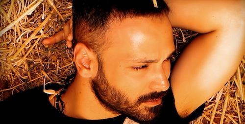 Νέο single από τον Μάνο Ερμή!