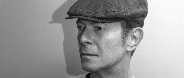 Ο Tony Visconti μιλάει για τις φήμες για την υγεία του Bowie και το νέο album!