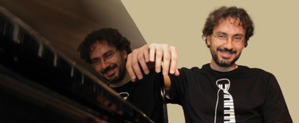 O Μάριος Στρόφαλης live στο Half Note 