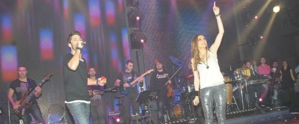 Δέσποινα Βανδή και Κωνσταντίνος Αργυρός μαζί στην πίστα του Posidonio| Video