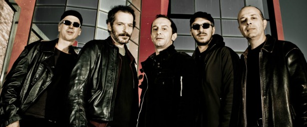 Οι Mode Plagal στη Ζωντανή Μαύρη Τρύπα 4/1