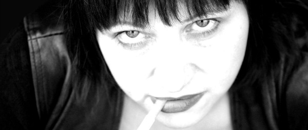 Αναβολή της συναυλίας της Lydia Lunch στην Αθήνα (PassPort, 4/1)