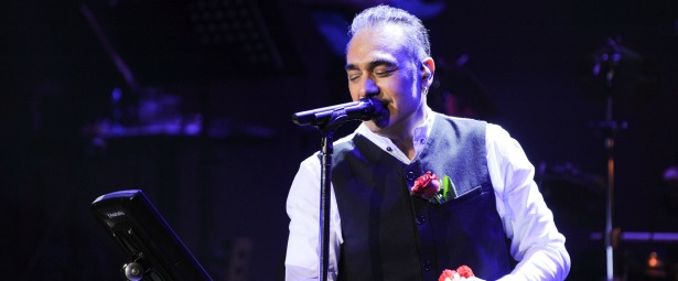 "Μη με ρωτάτε": Έρχεται νέο τραγούδι από το Νότη Σφακιανάκη!