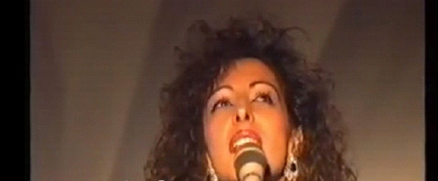 Χρονοντούλαπο : Σπάνιο video από την πρώτη τηλεοπτική εμφάνιση της Άντζυς Σαμίου !