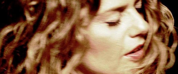 Η Ελένη Τσαλιγοπούλου live την Τρίτη στο Ράδιο Αρβύλα!