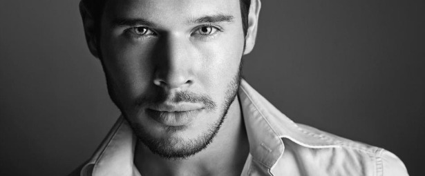 "Γέλασε και Πάλι" |Το νέο τραγούδι του Γιάννη Μεταξά 