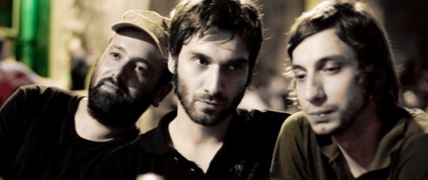 Aκούστε το νέο single των Δραμαμίνη!