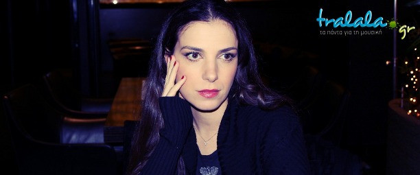 Συνέντευξη | Φωτεινή Δάρρα: «Η Ελλάδα είναι σαν ένα "Λουλούδι στη φωτιά" που όταν καίγεται δεν χάνει την ουσία του.»