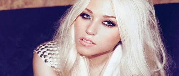 Το νέο τραγούδι της Amelia Lily