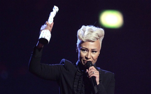 brit-awards-2013-emeli-sande