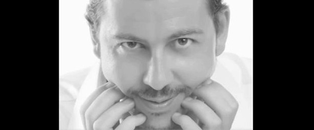 Ο Δημήτρης Διαμαντάκης μας μιλάει για “Πράγματα Απλά” | Νέο τραγούδι - Video clip