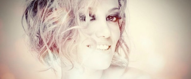 Νέο τραγούδι από την Εύα Μπάιλα με την υπογραφή του TUS! | «Την κάνω»