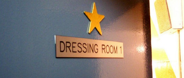 TV Series: 30+4 guest εμφανίσεις καλλιτεχνών σε τηλεοπτικές σειρές!