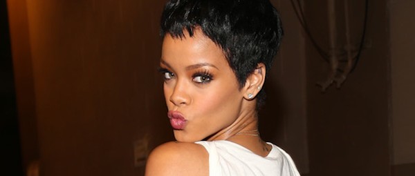 Oι γιατροί προτείνουν να ακυρωθεί όλη η περιοδεία της Rihanna!