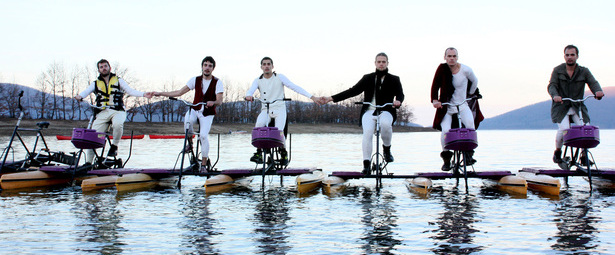 Ένα νέο project από τους Yanneis!