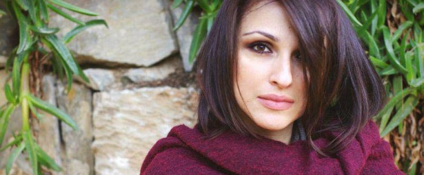 Ζωή Παπαδοπούλου| Ακούστε το νέο της τραγούδι "Το αναλύσαμε πολύ"