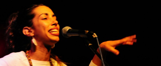 Sistah Jammaroots & The Oscillators live στο Half Note 13,20,27/3