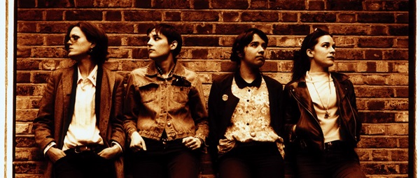 Νέο τραγούδι και δίσκος από τις Savages