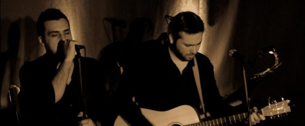 Οι “Αρμός” στο πλευρό του Θάνου Μικρούτσικου και της Ρίτας Αντωνοπούλου (φωτογραφίες + video)