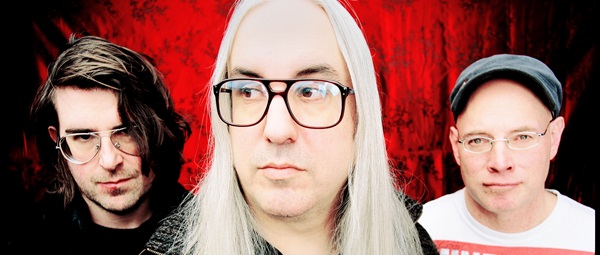 Οι Dinosaur Jr διασκευάζουν Phoenix
