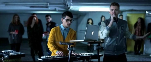 Οι Freaky Fortune "Stronger" στο ολοκαίνουριο video clip τους!