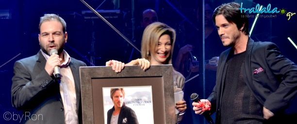 Νίκος Οικονομόπουλος: «Εννοείται» πως το tralala.gr ήταν στην απονομή!! | Φωτορεπορτάζ & Video