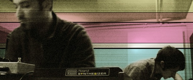 Yellow Slots: O Sundayman, ο Modrec και τα «έξυπνα» τηλέφωνα! | Νέο video clip