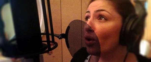 Η Έλενα Παπαρίζου στο στούντιο! (φωτογραφίες)